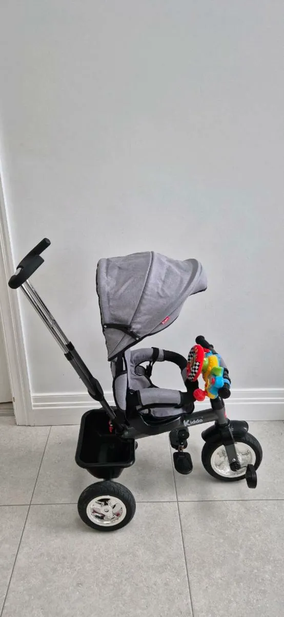 Kids trike - Image 3