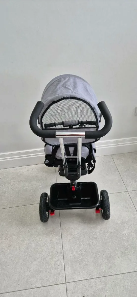 Kids trike - Image 4