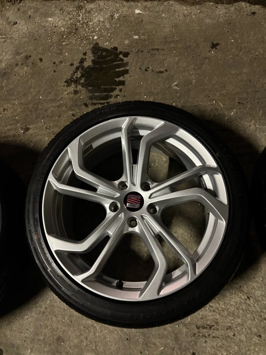 5x112 Cupra style alloys - Image 2