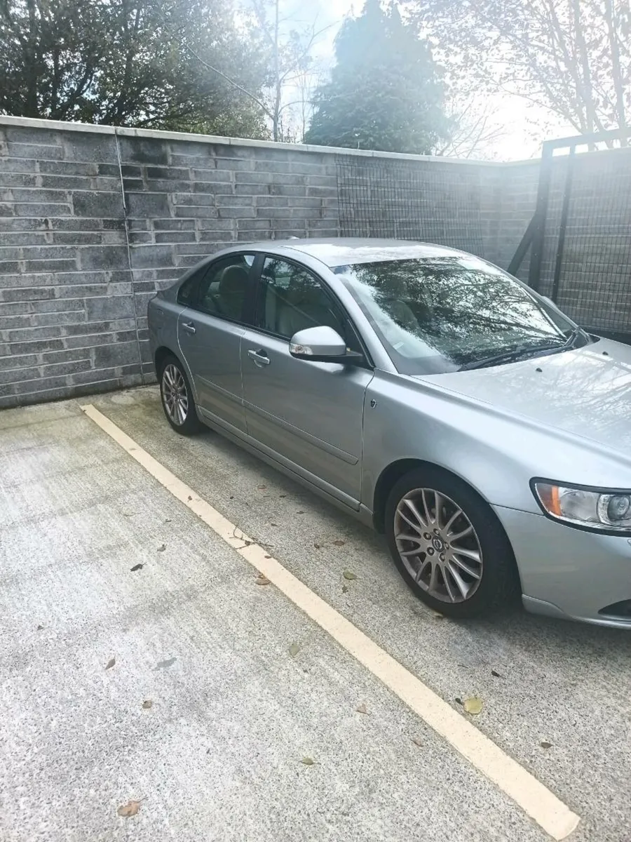 Volvo s40 - Image 2