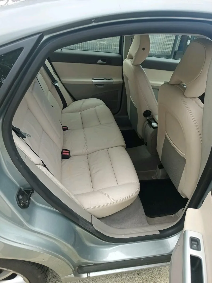 Volvo s40 - Image 4