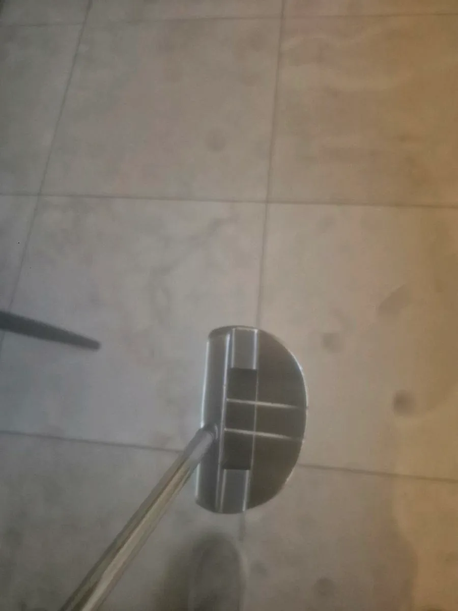 Taylormade rossa putter - Image 1