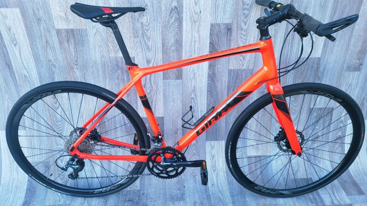 Giant Fastroad SUPER LIGHTWEIGHT - Image 1