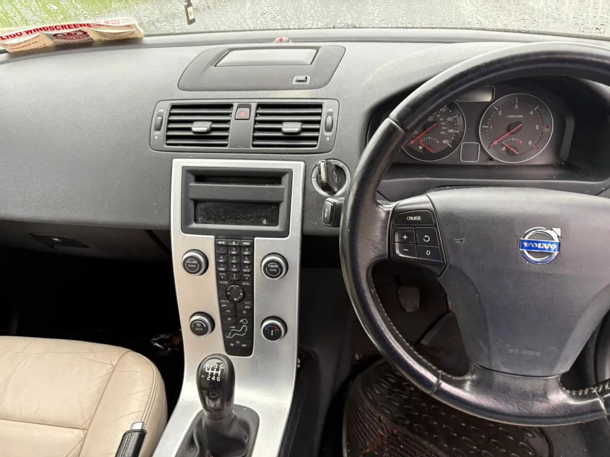 Volvo S40 2011 - Image 3