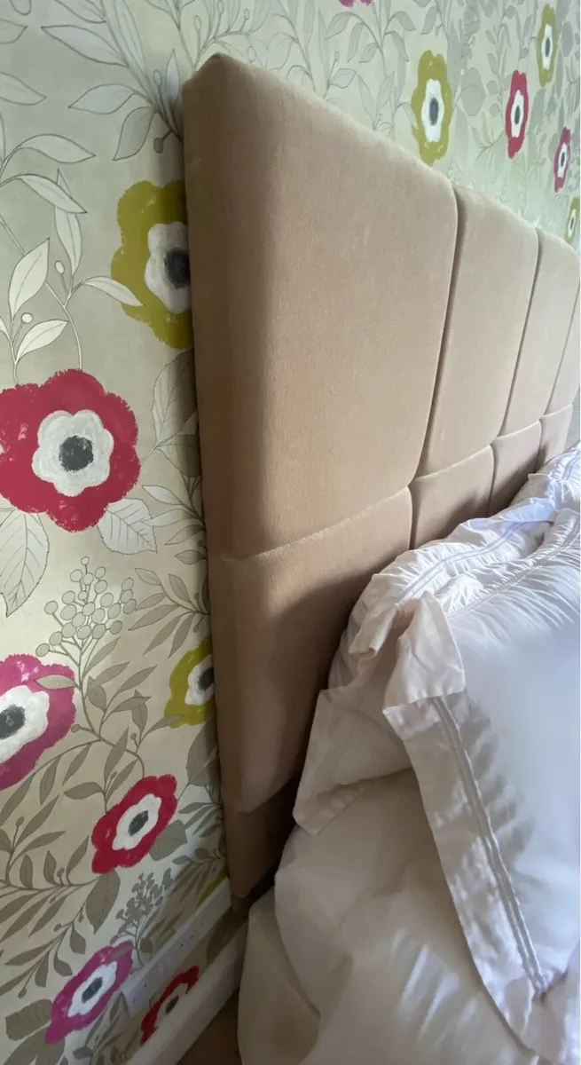 Superking 6ft bed with Wall Hung Headboard - Image 4