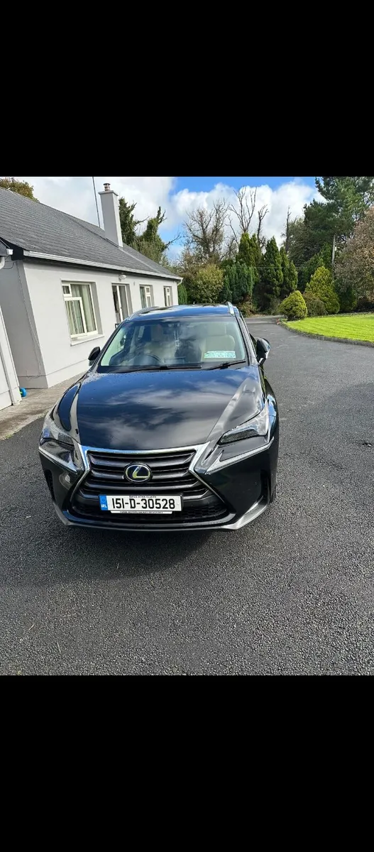 Lexus NX300h - Image 1