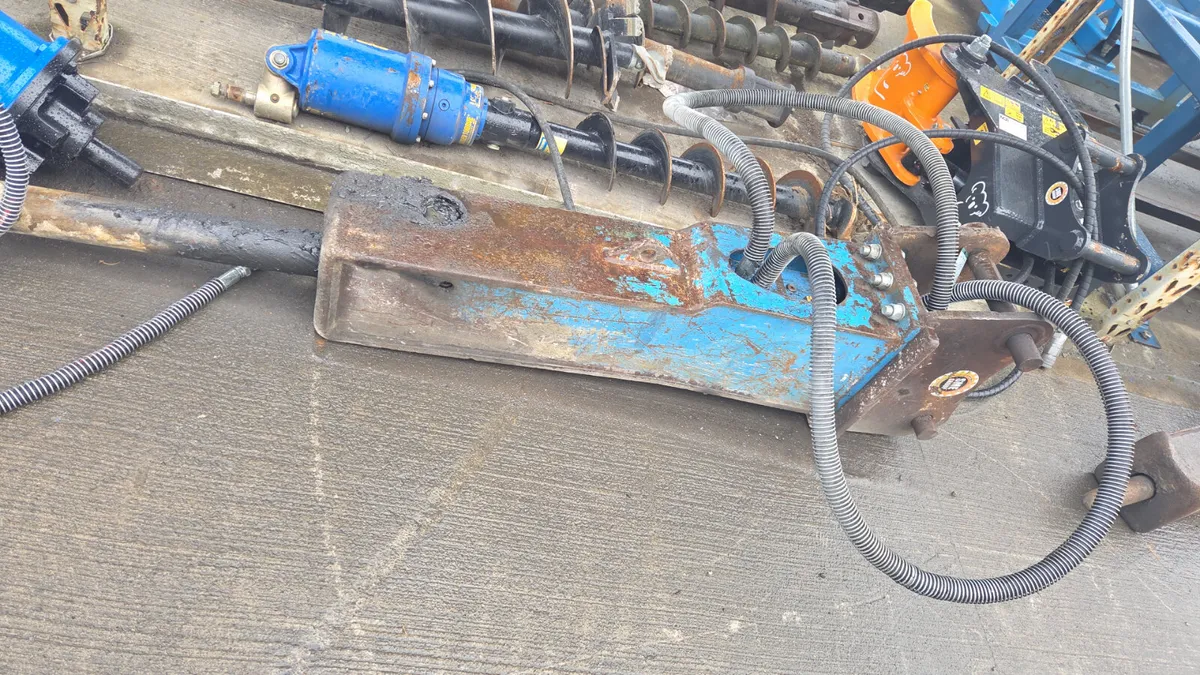 Atlas Copco Hm230 - Image 1