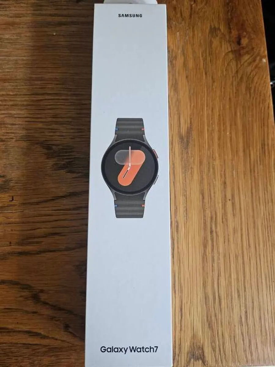 Samsung Galaxy Watch 7 - Image 1