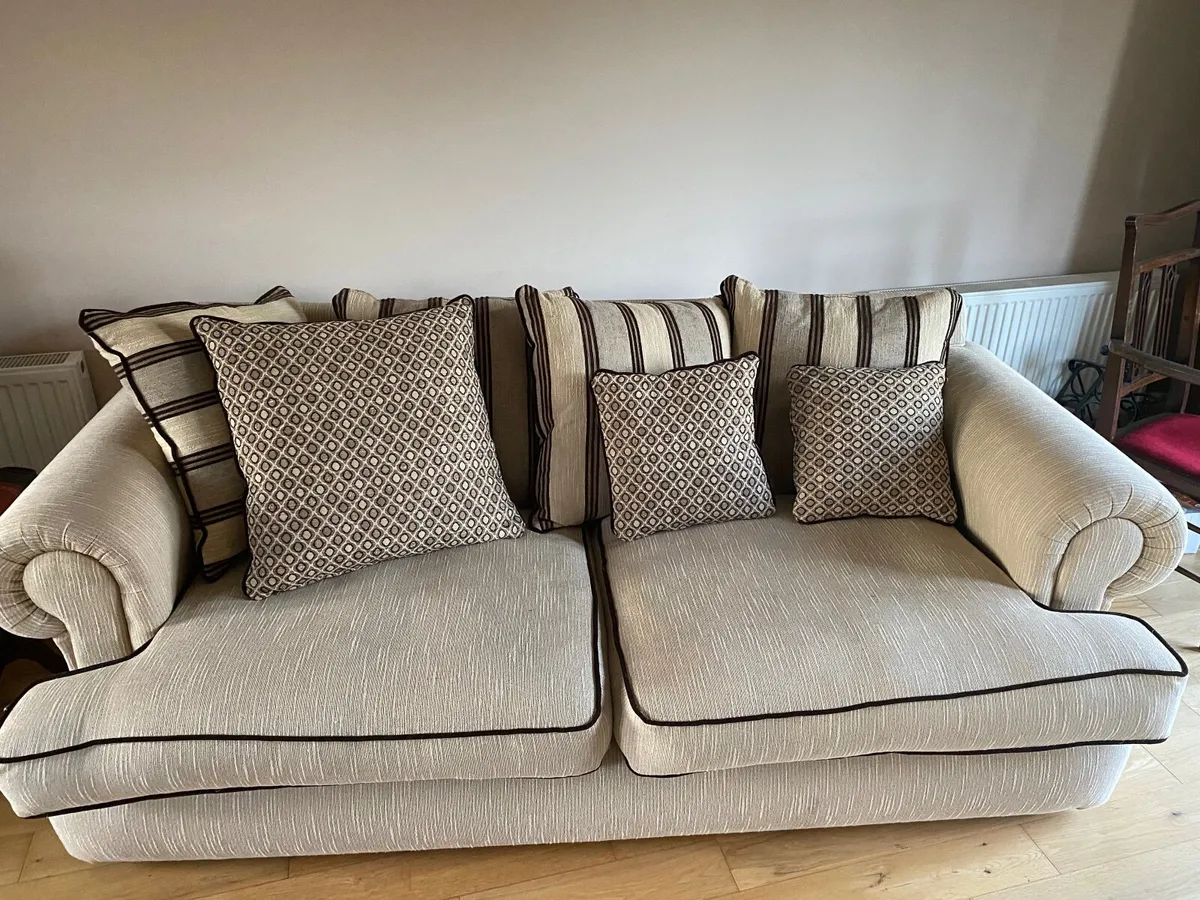 Fabric sofas - Image 3