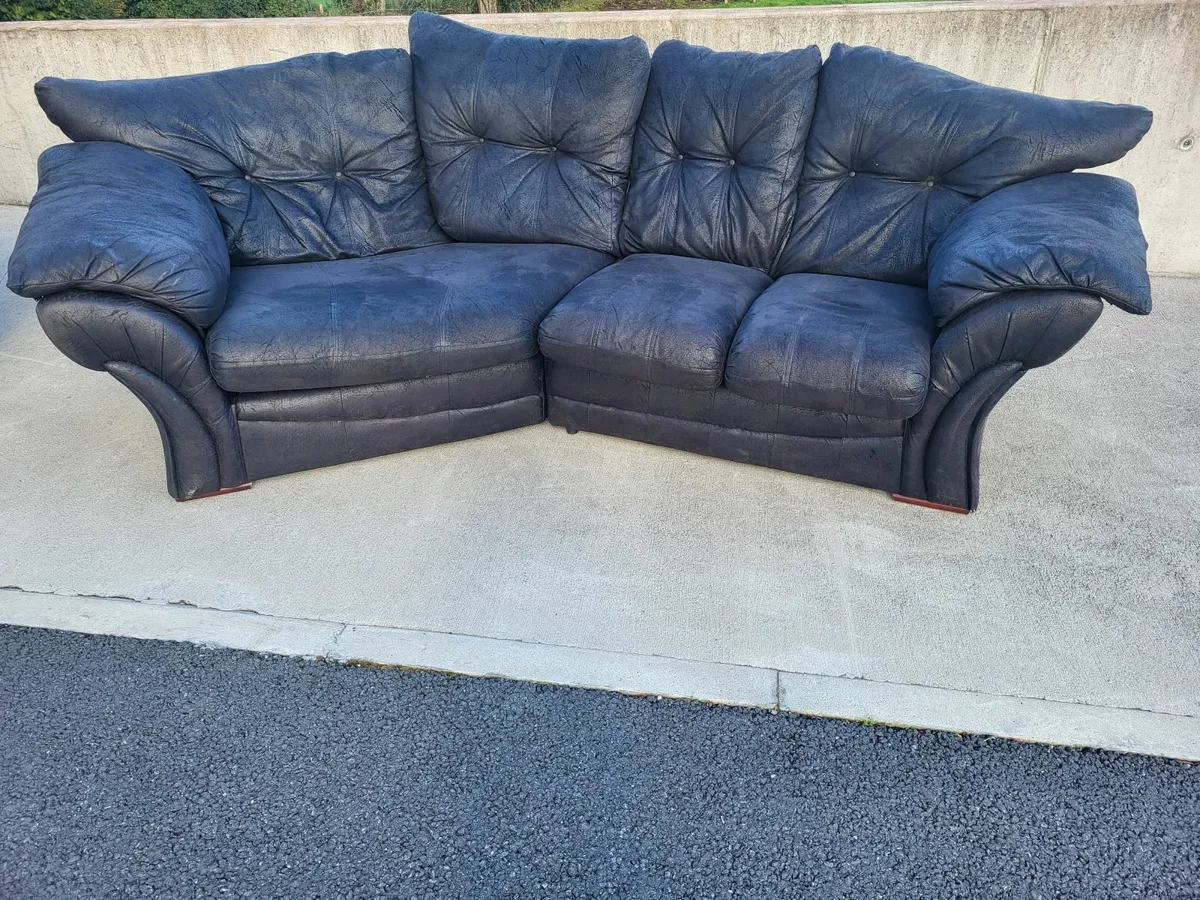Lovely large leather corner sofa and armchair. - Image 4
