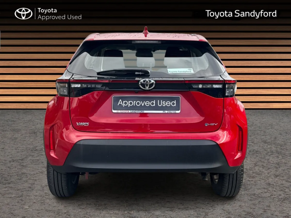 Toyota Yaris Cross LUNA HYBRID AUTOMATIC // REAR C - Image 4