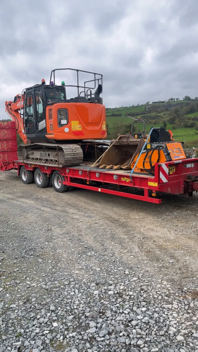 13 ton diggers for self drive hire