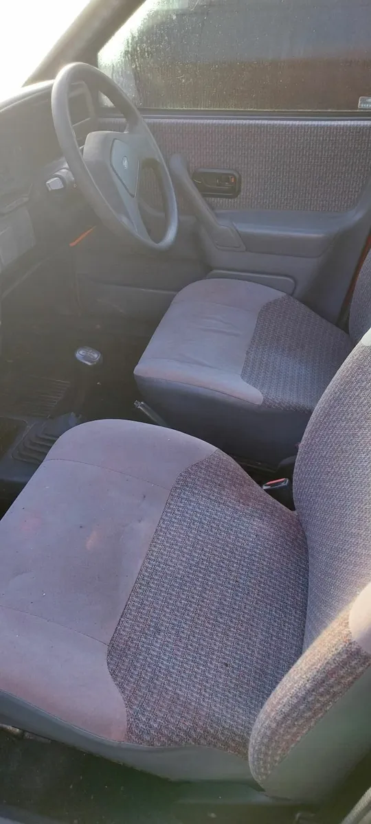 Ford Orion 1989 - Image 3