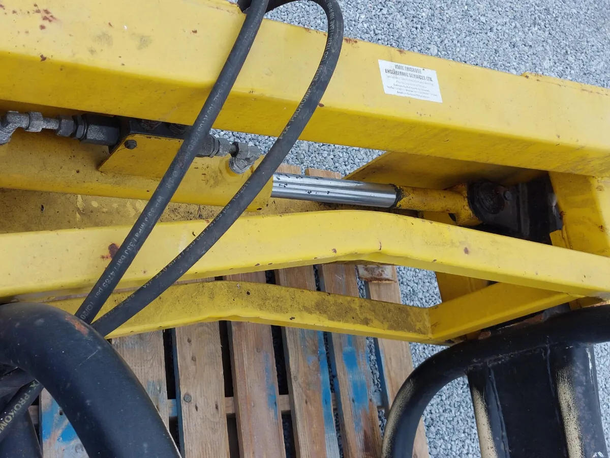 Bale handler - Image 4