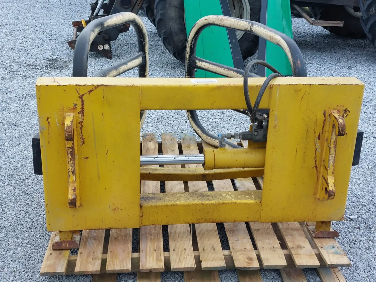 Bale handler - Image 2