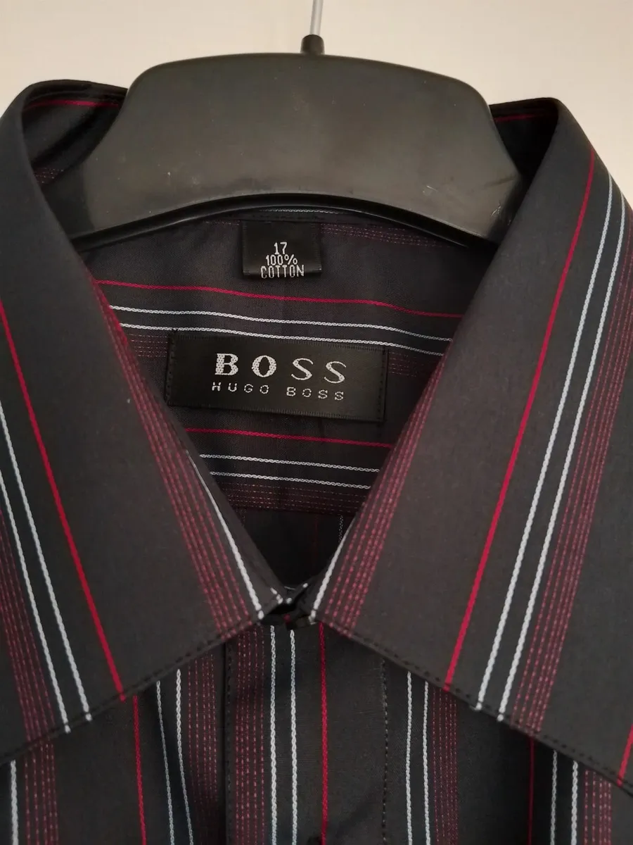 Hugo Boss shirt size 17 new with tags - Image 2