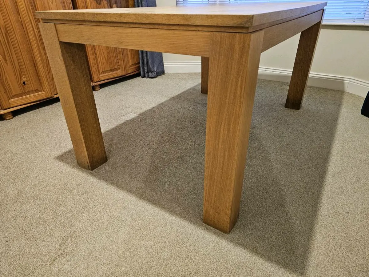 Kitchen Table - Image 4