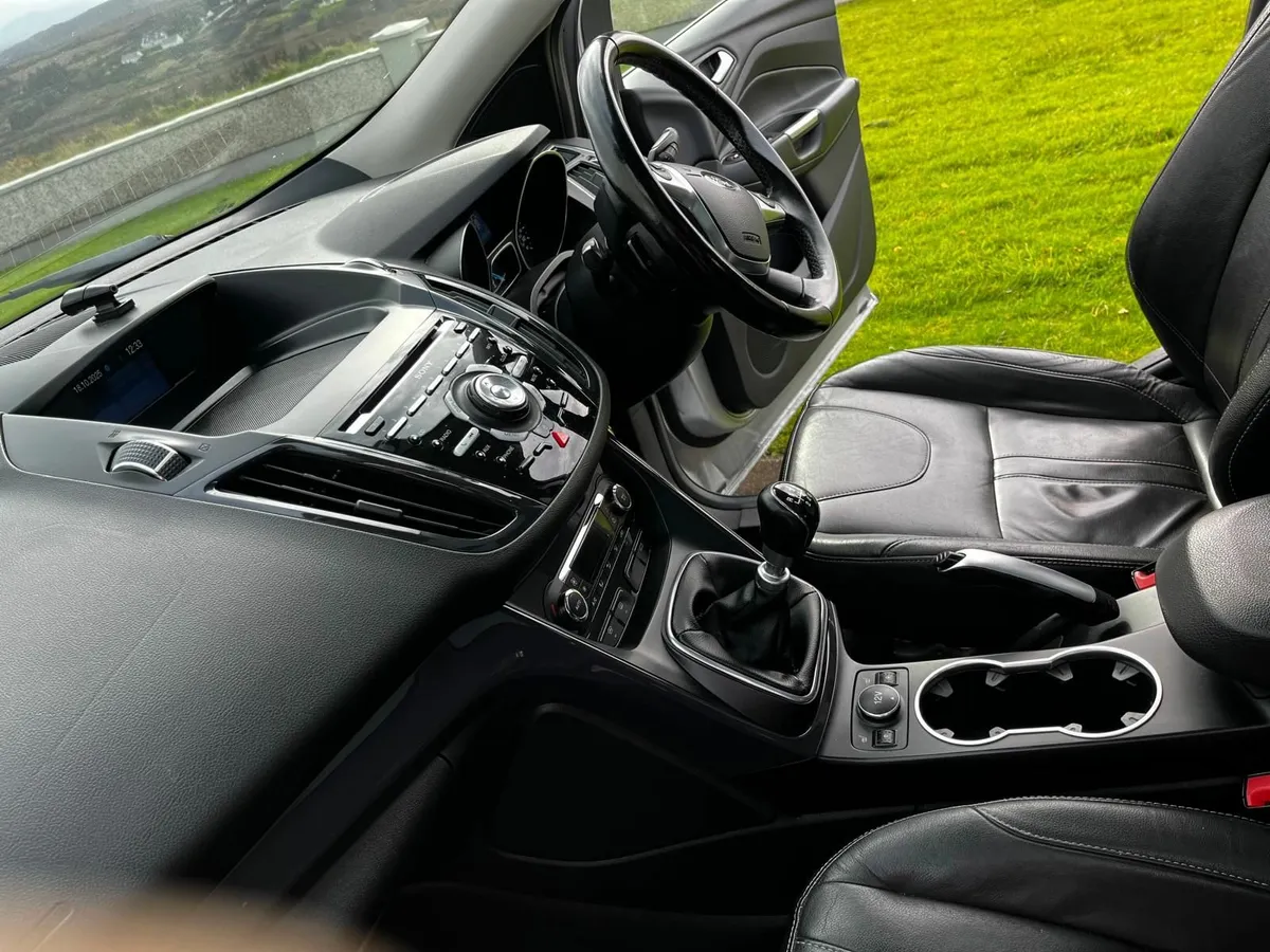 Ford Kuga 2013 - Image 4