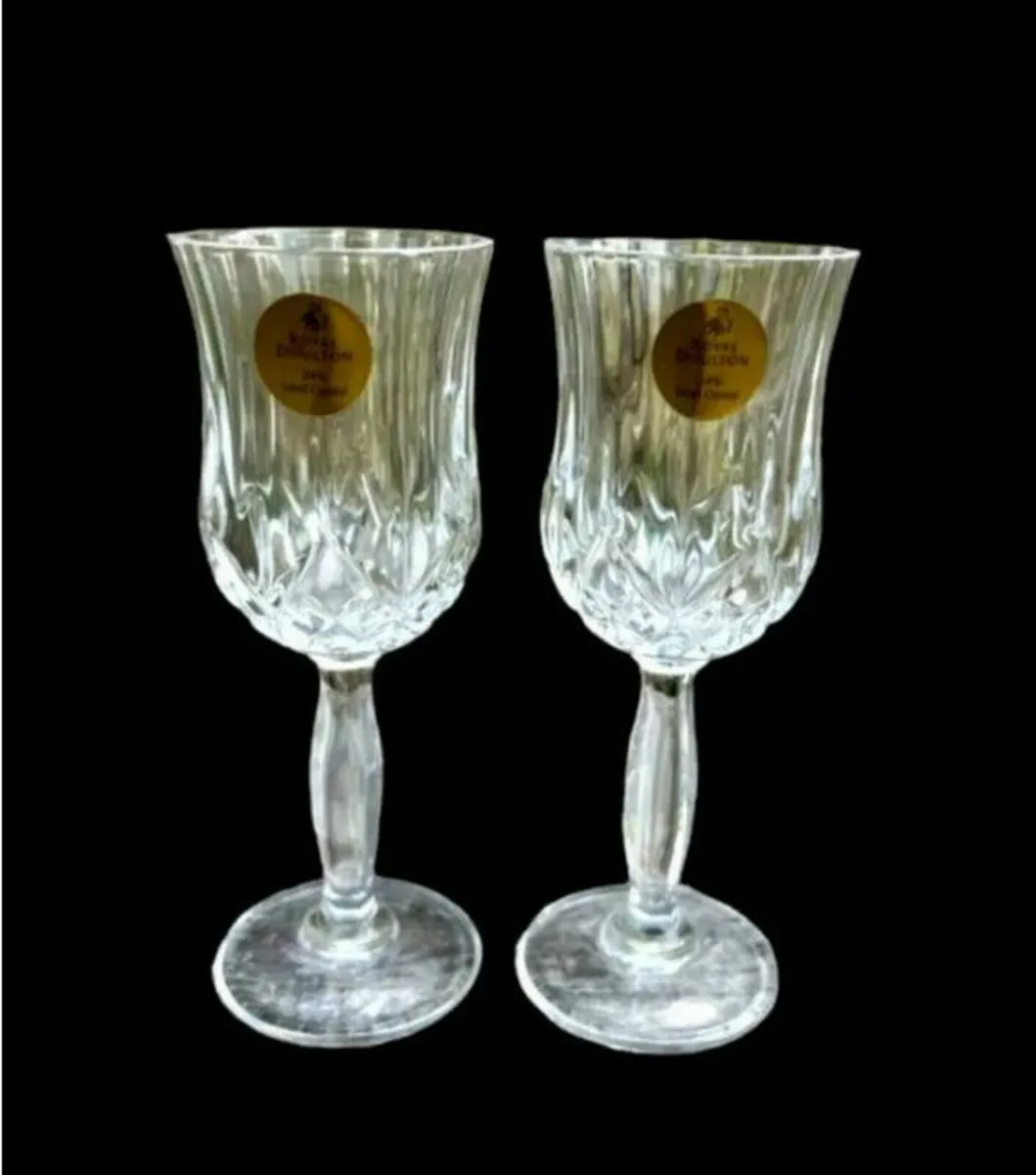Duo Authentic Royal Doulton 'Roma' Wine Goblets - Image 4