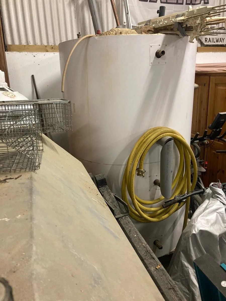 Large boiler and buffer tank - Image 4