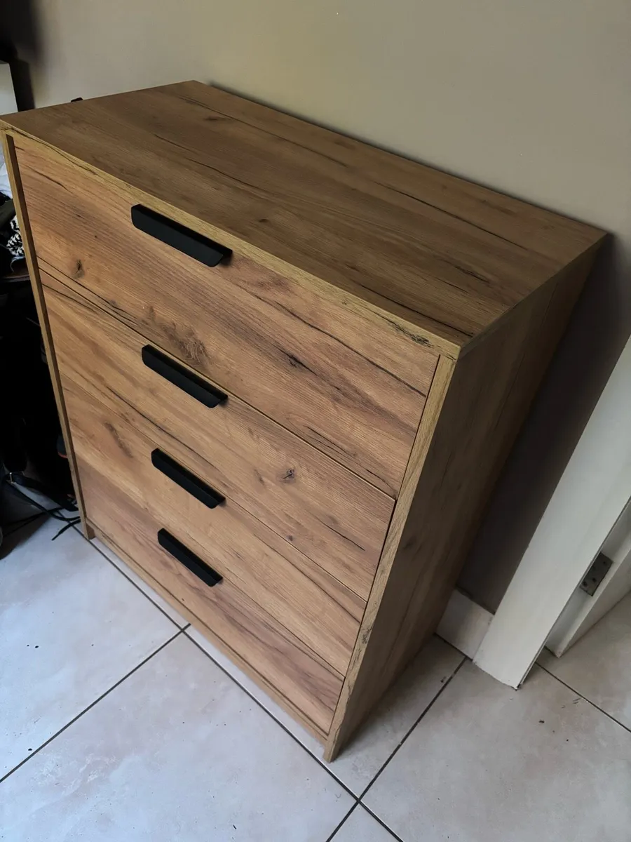 Chest of drawers - Image 2