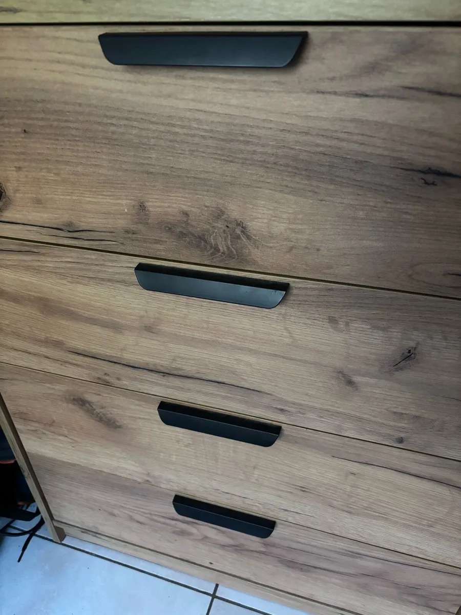 Chest of drawers - Image 3