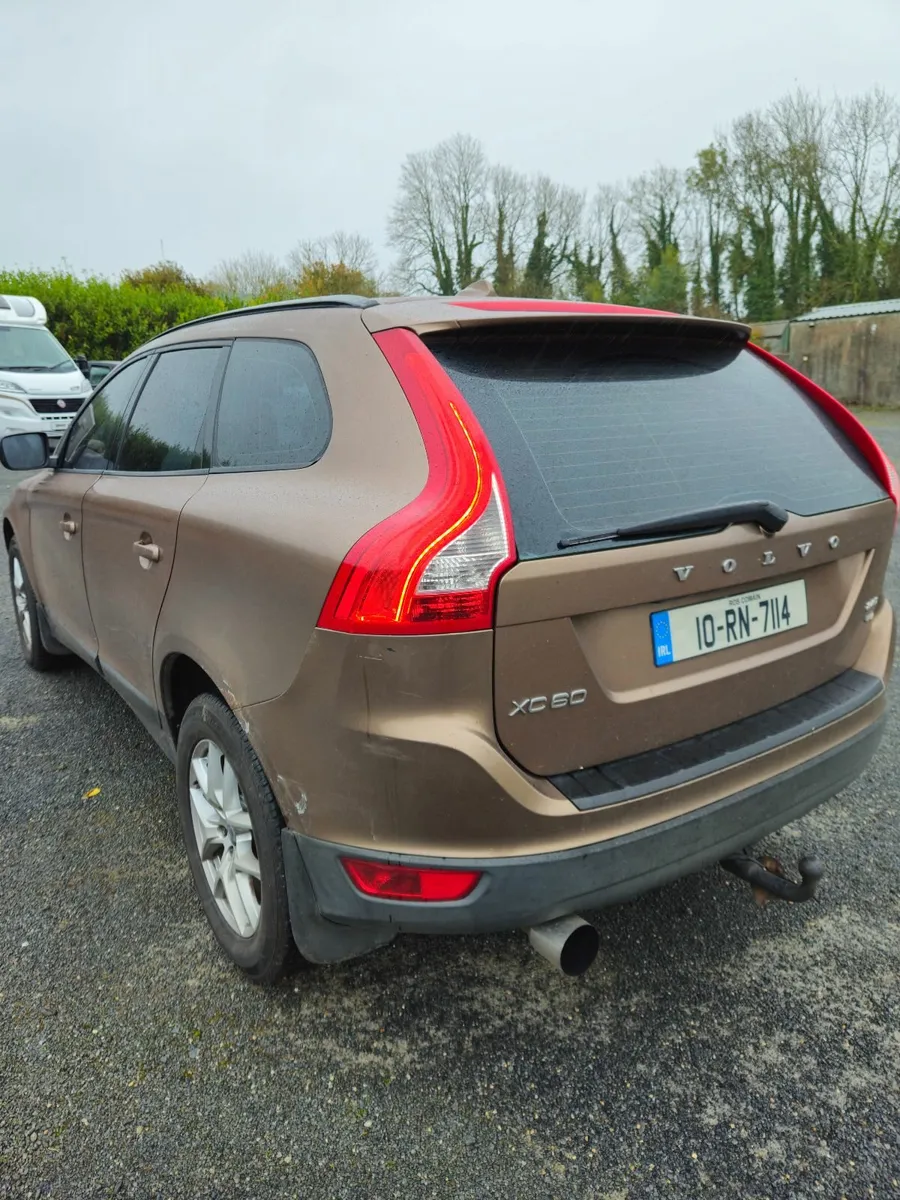 BARGAIN Volvo XC60 2010 - Image 3