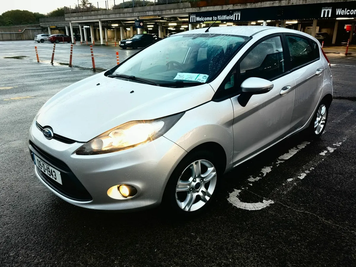 Ford Fiesta 2009 - Image 1