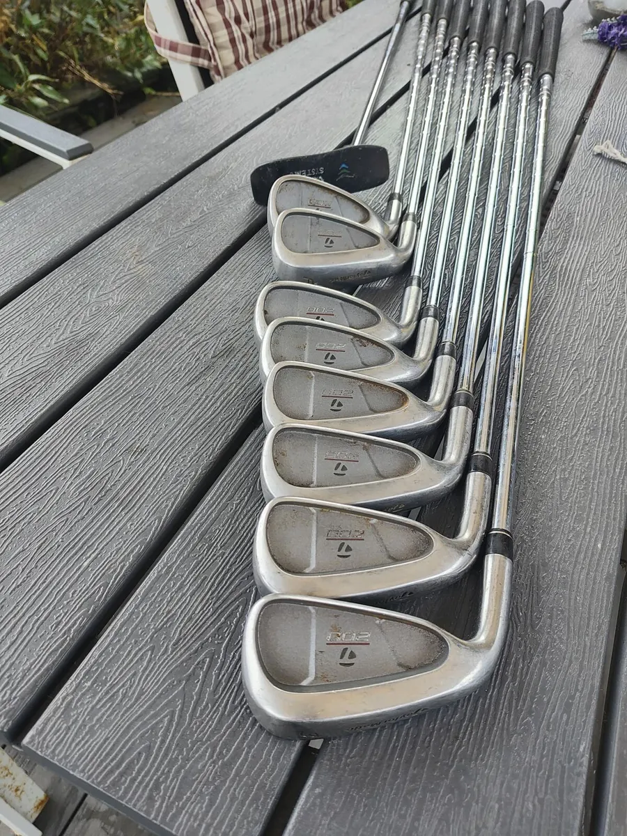 Left Hand Clubs - Image 1