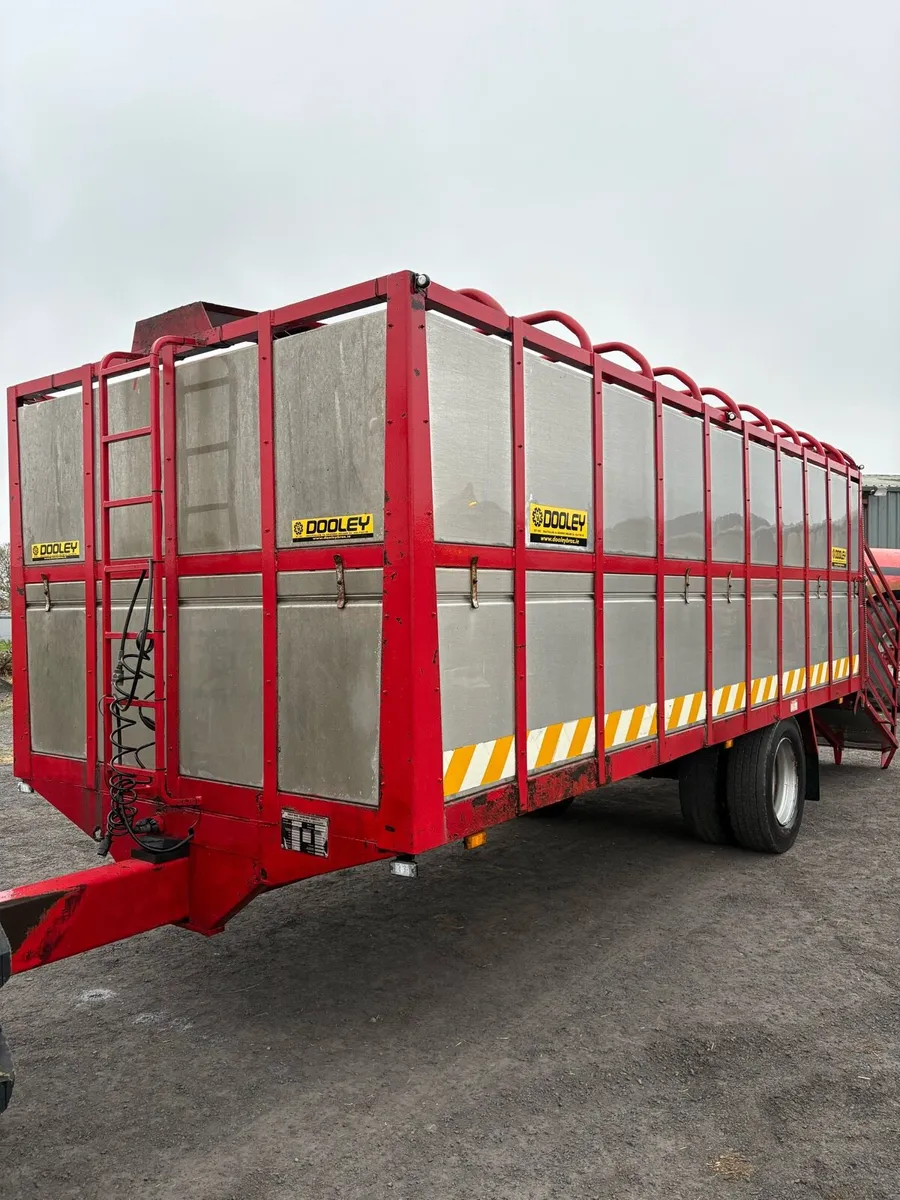 Dooley Cattle Trailer - Image 1