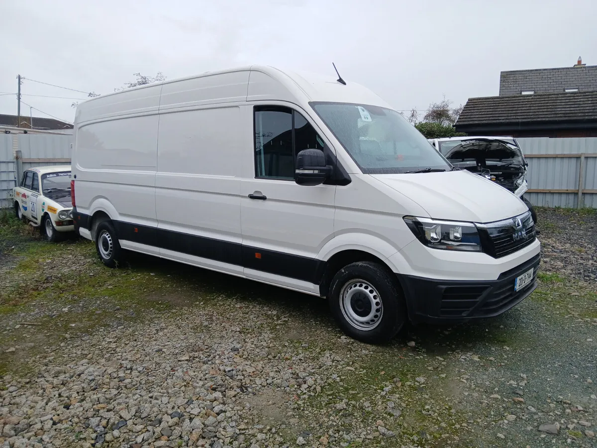 Man tge van  2020 lwb low mileage - Image 1