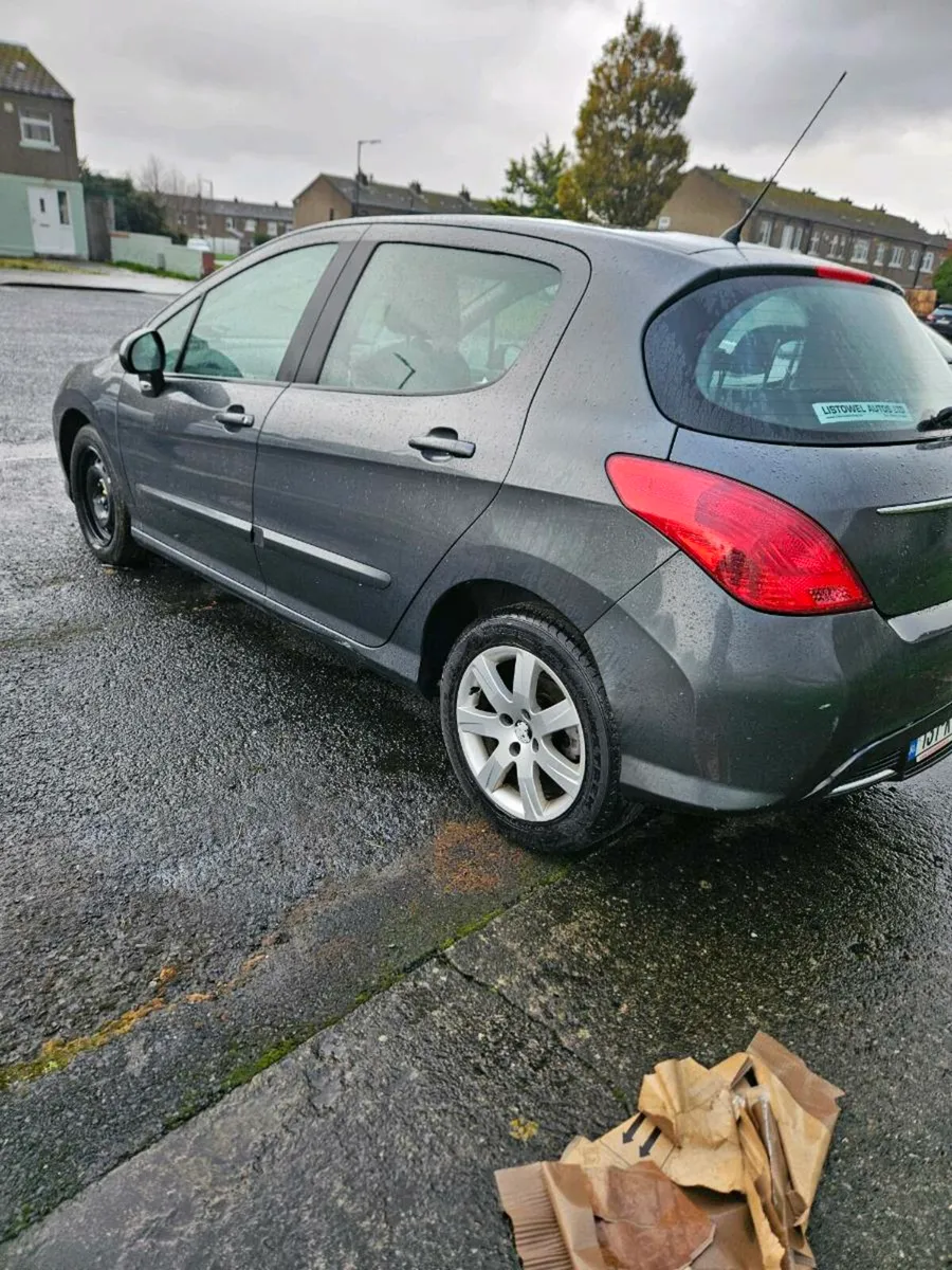 131 Peugeot 308 1.6hdi - Image 4