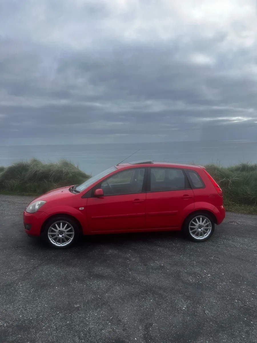 Ford Fiesta 1.25 - Image 2