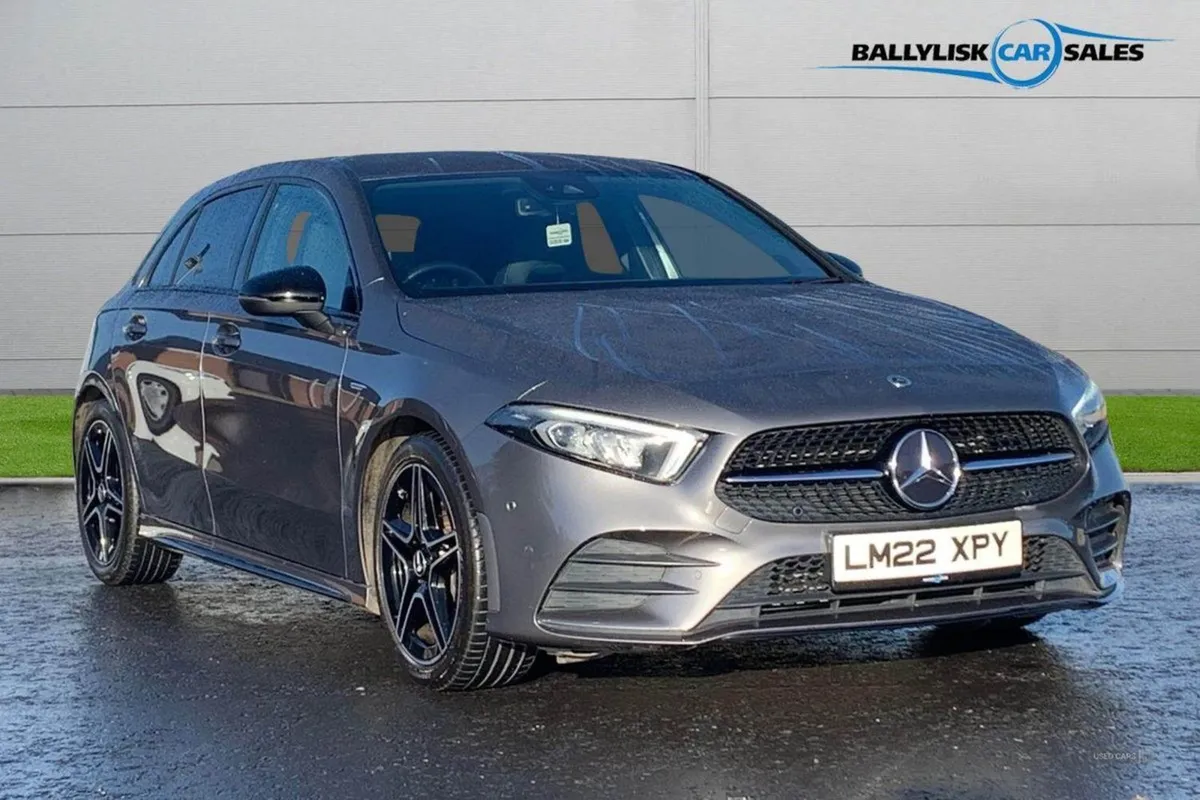 Mercedes-Benz A-Class 1.3 A180 AMG Line Edition ( - Image 1