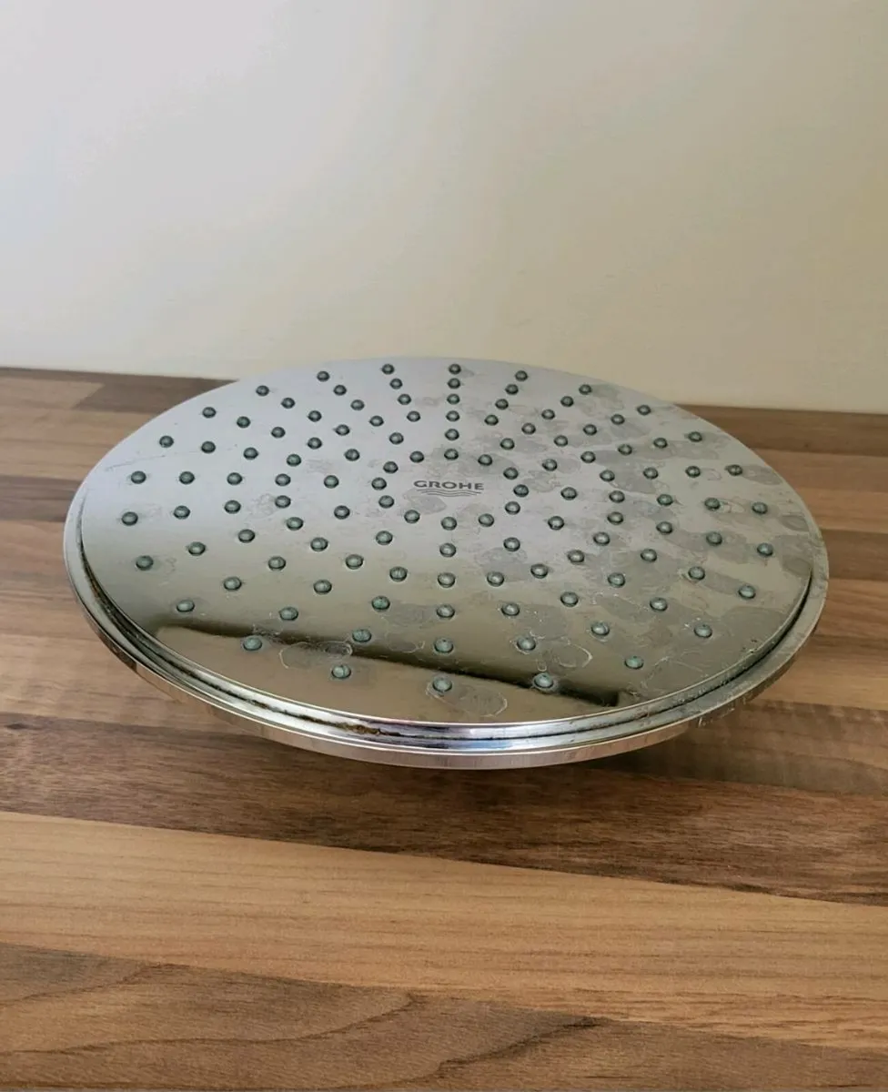 Grohe rainfall shower head. - Image 1