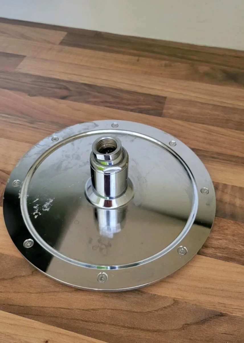 Grohe rainfall shower head. - Image 2