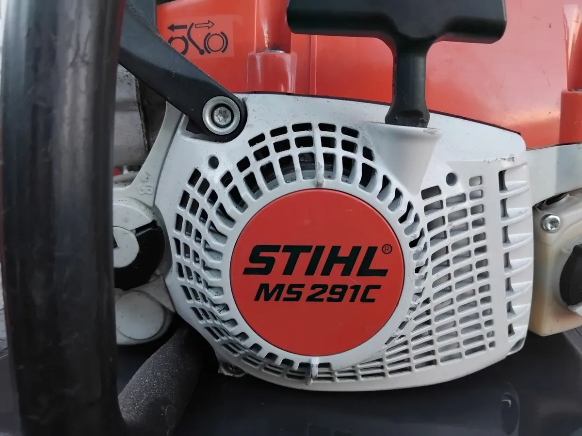 Stihl MS251C - Image 1