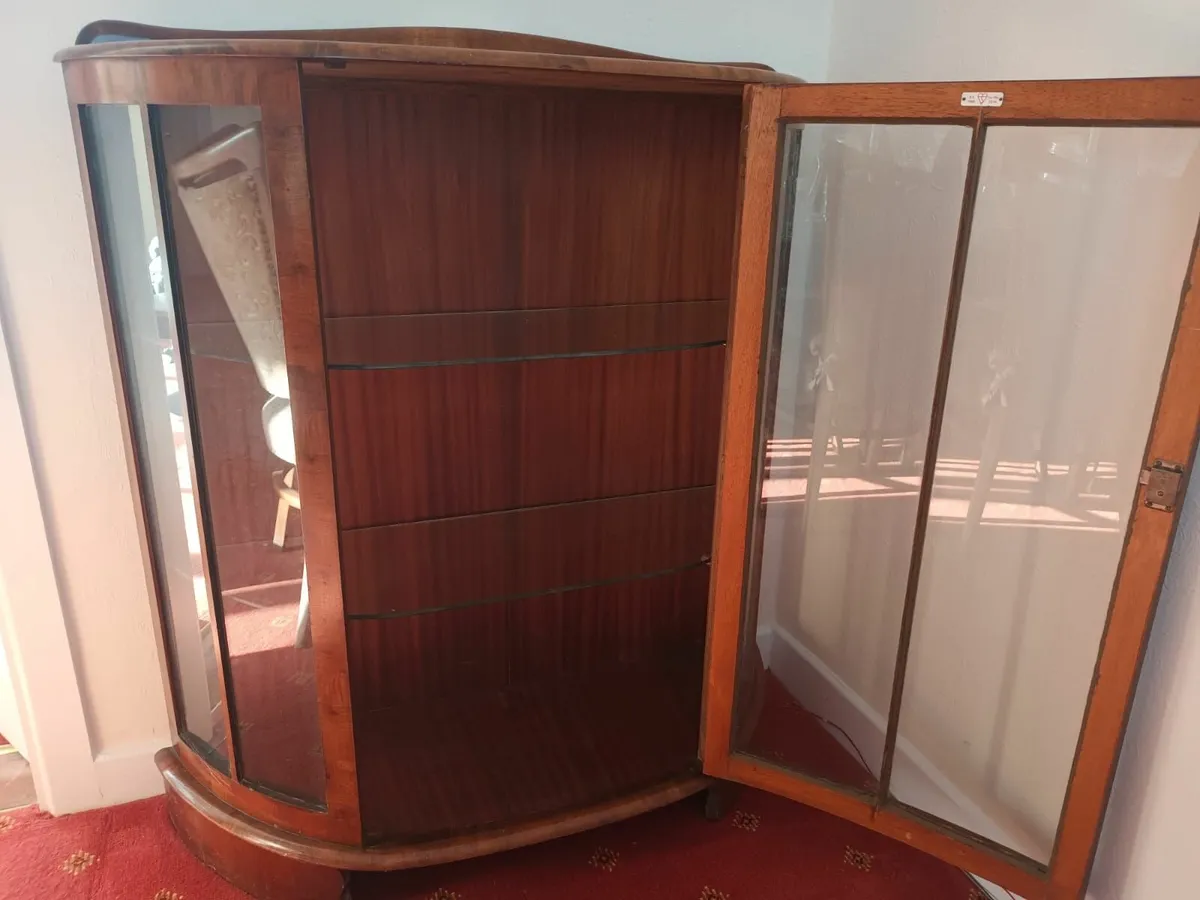 China Cabinet - Image 2