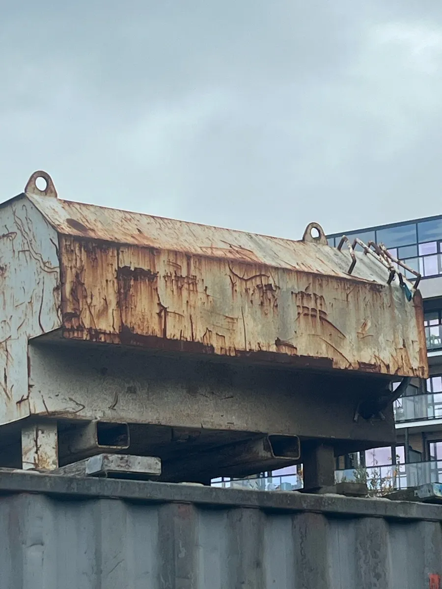 Diesel bowser - Image 3