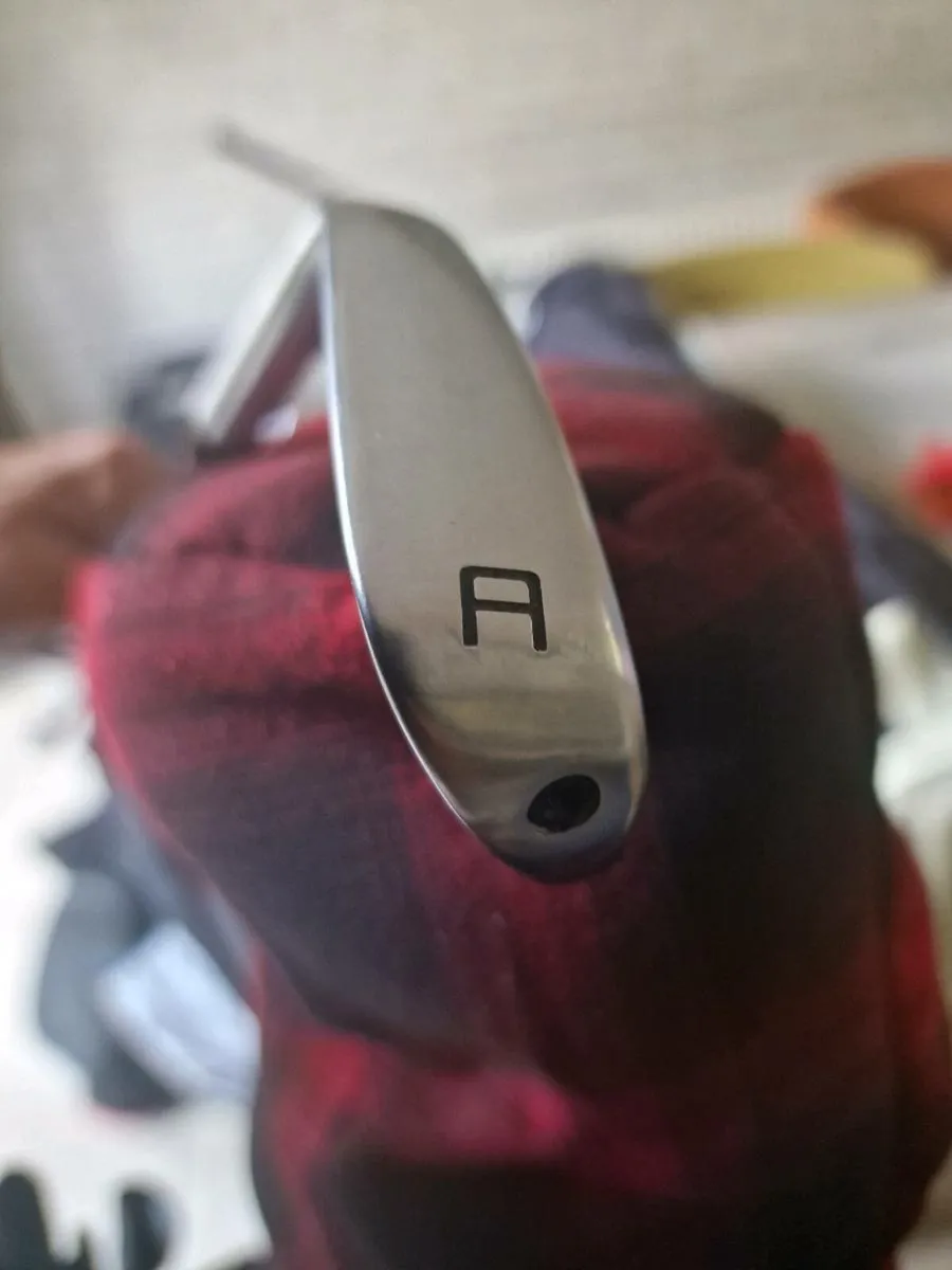 Taylormade p770 wedge - Image 1