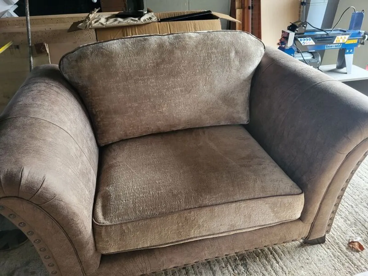 Large armchair (loveseat) - Image 1