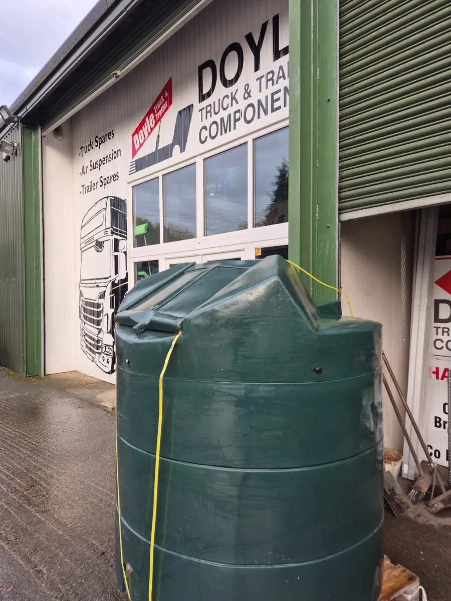 1350L fuel tank - Image 1