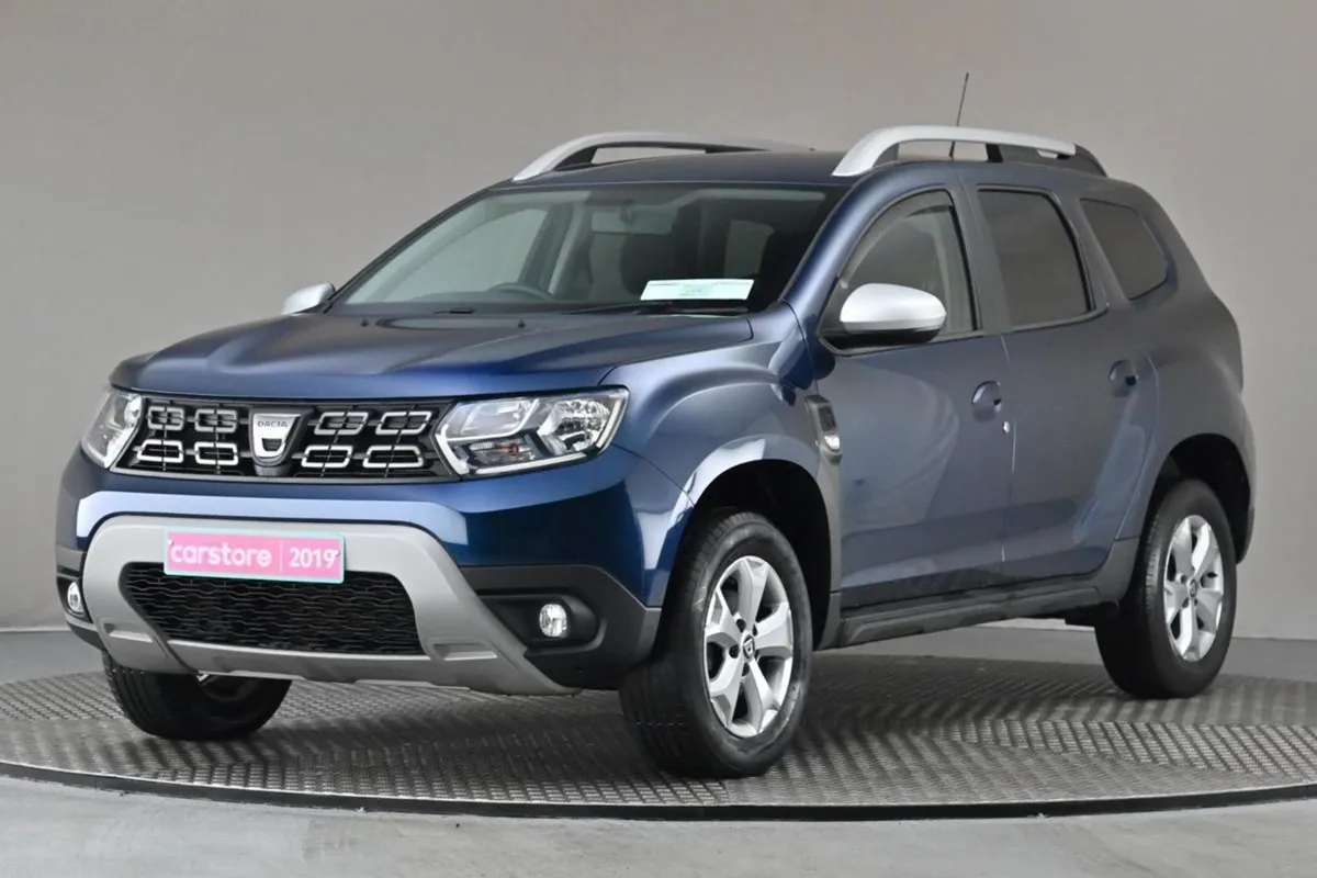 Dacia Duster 1.6 SCE Comfort 115BHP 5spd  sat Nav - Image 3