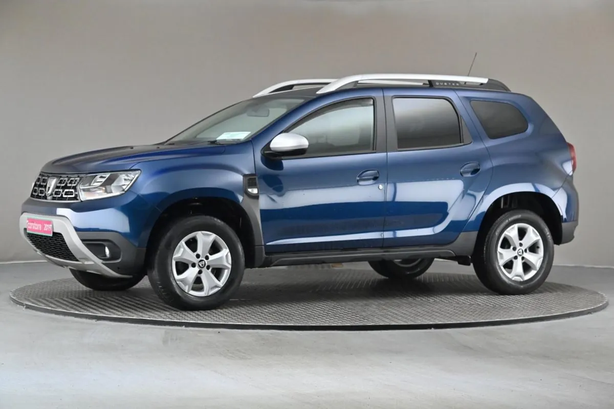 Dacia Duster 1.6 SCE Comfort 115BHP 5spd  sat Nav - Image 4