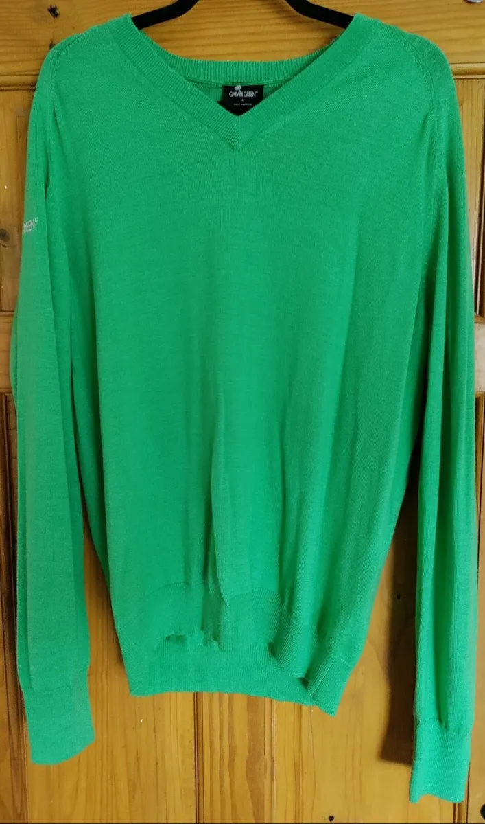 Galvin Green V Neck L New - Image 3