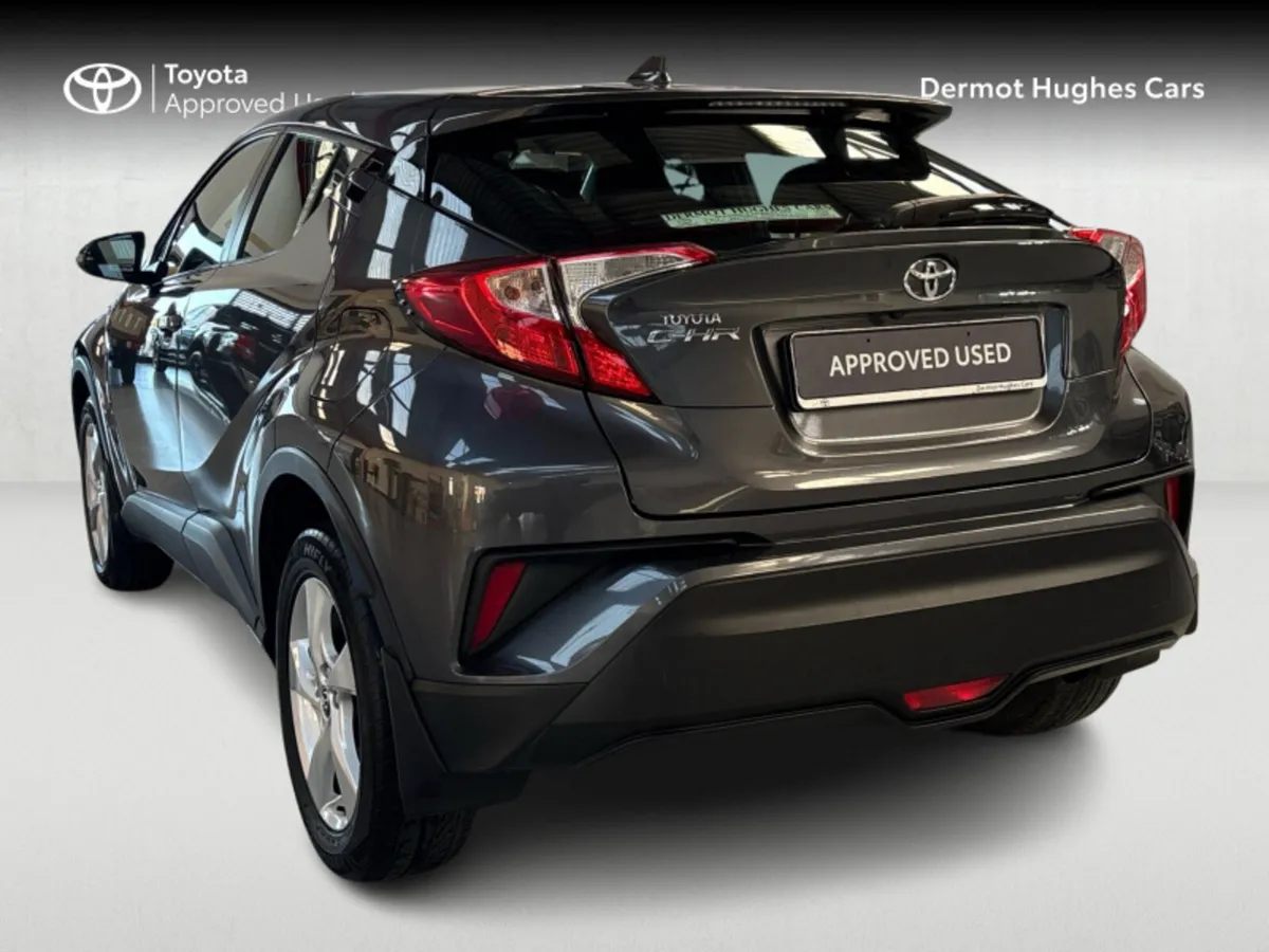 Toyota C-HR 1.2T LUNA 4DR - Image 2