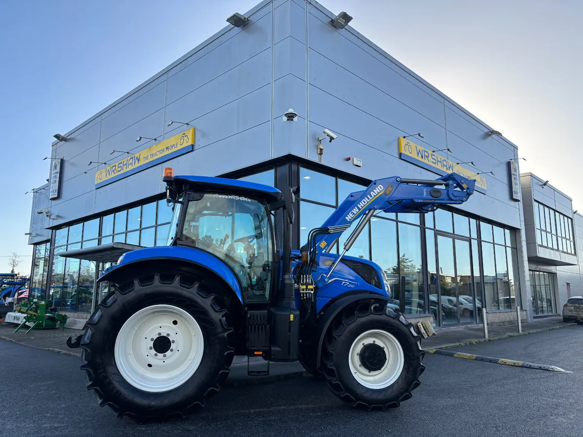 New Holland T7.210 Range Command c/w 750TL-1523hrs - Image 2