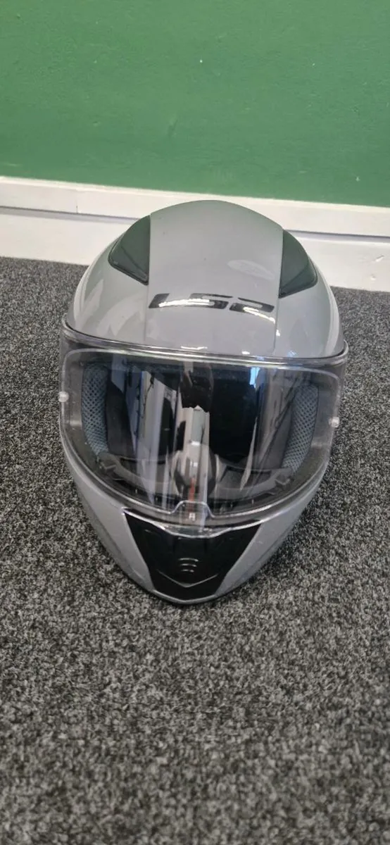 Motorbike items - Image 3