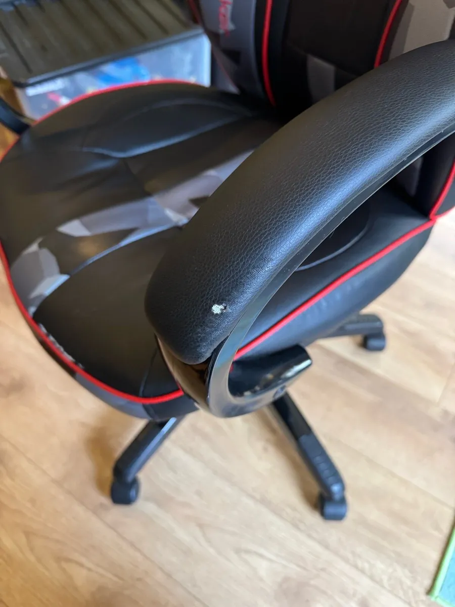Gaming Office Chair - Image 4