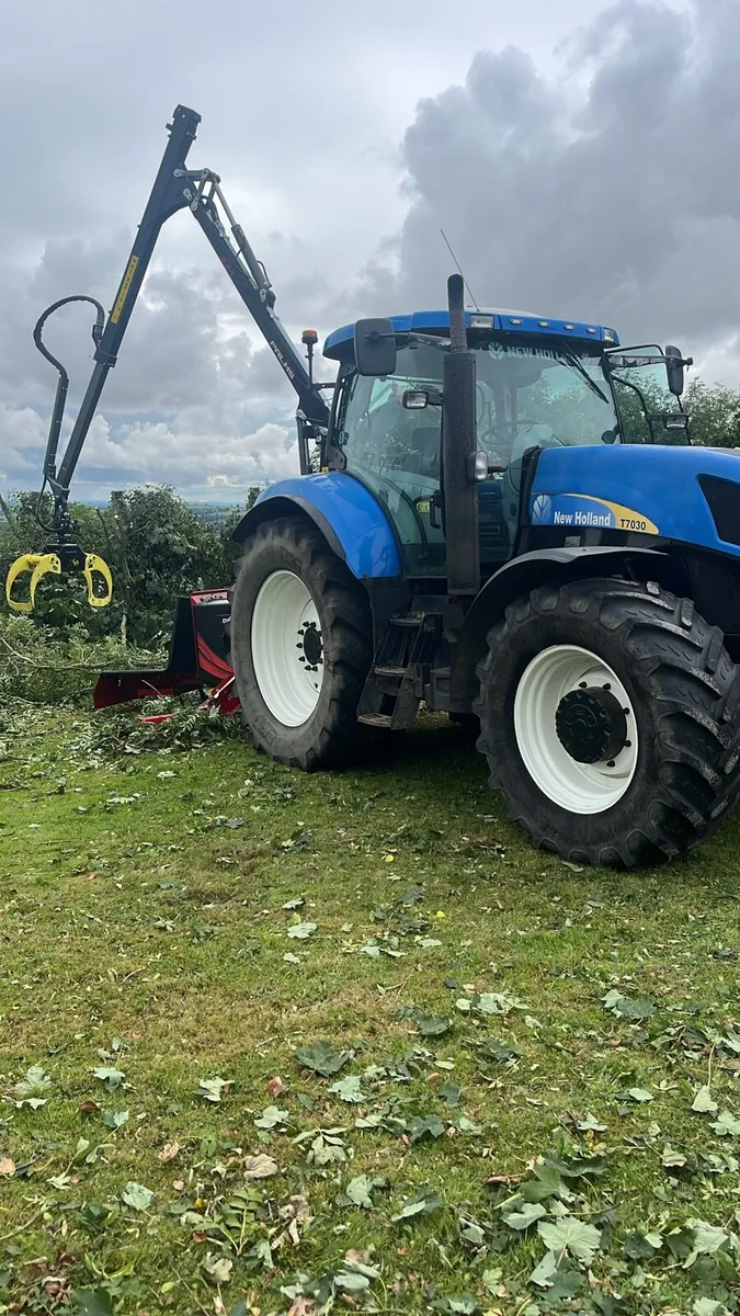 New Holland T7030 - Image 1